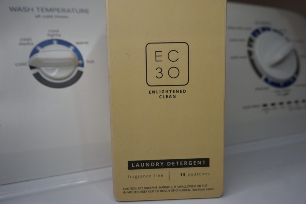 use cold water to wash clothes and conserve energy with EC30 laundry swatches